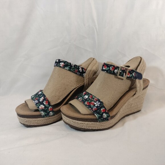 AETREX Sydney Wedge Sandal, Floral - Picture 1 of 8